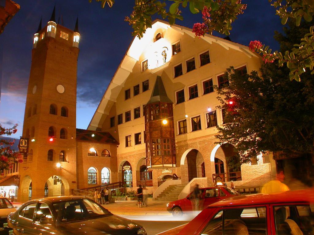 Howard Johnson Hotel & Spa Villa General Belgrano Εξωτερικό φωτογραφία