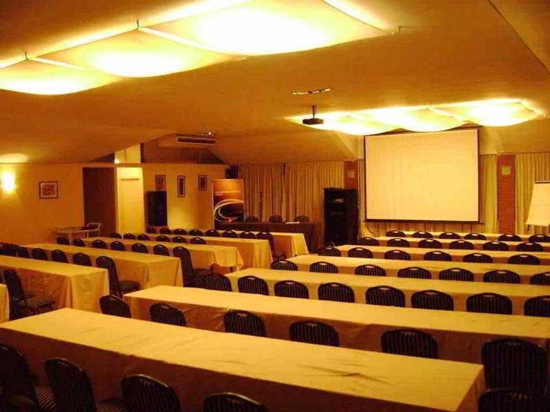 Howard Johnson Hotel & Spa Villa General Belgrano Εξωτερικό φωτογραφία