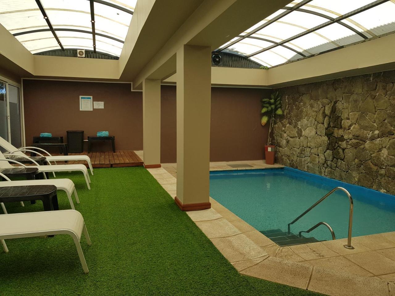 Howard Johnson Hotel & Spa Villa General Belgrano Εξωτερικό φωτογραφία